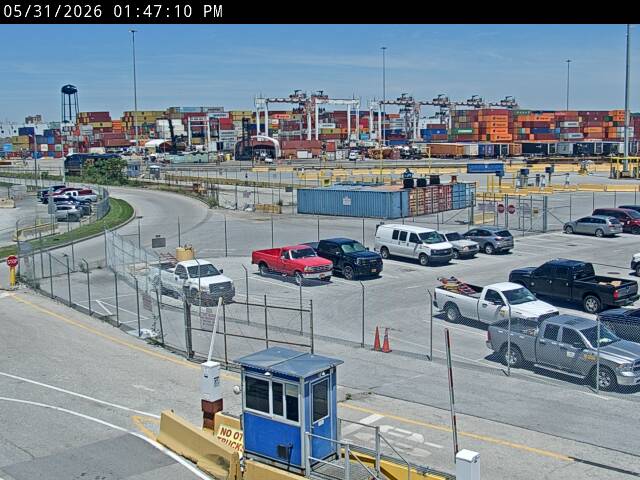 http://71.143.105.252:8086/transcoderthumbnail?application=live2&format=png&size=320x240&streamname=WebcamTrapac72.stream